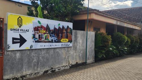 Tulungagung Hotel | Qinoz Villaz