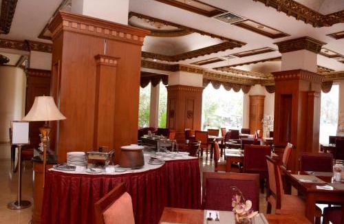 Ampel Hotel | Quds Royal Hotel