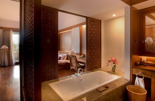 Kuta Selatan Apartment | R 199 2 Bed Room Penthouse Incl Breakfast