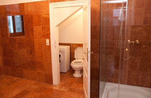 Pressbaum House | Raisa Superior Apartment with 2 bedrooms, 2 terraces and marble bathroom
