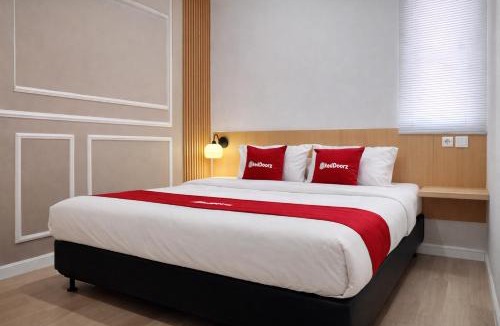 Arcamanik House | RedDoorz at Mouza Guest House Antapani Arcamanik Bandung
