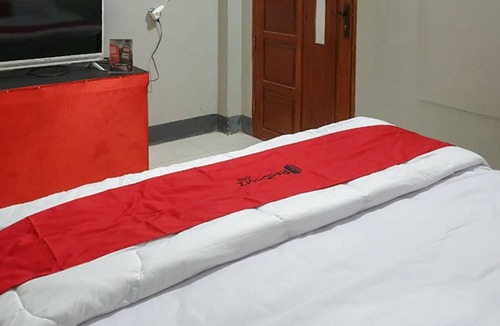 Mamuju Hotel | RedDoorz @ Hotel Yaki Mamuju