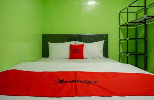 Semarang Hotel | RedDoorz @ Jalan Gatot Subroto Semarang