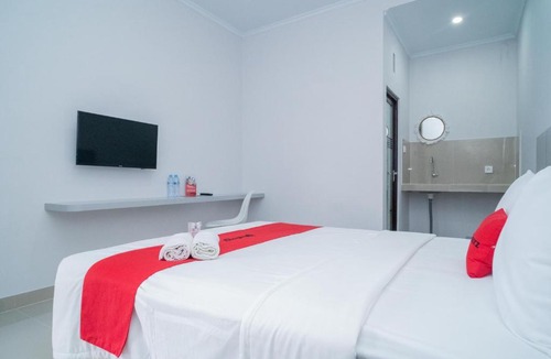 Mahendradatta Hotel | RedDoorz @ Jalan Gunung Talang Mahendradatta