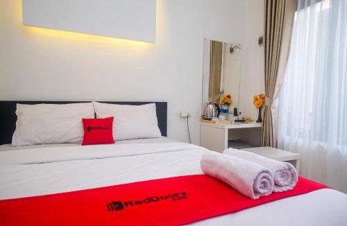 Catur Tunggal Hotel | RedDoorz near Ambarrukmo Area