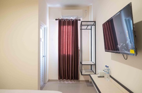 Purwokerto Hotel | RedDoorz near Rita Supermall Purwokerto 2