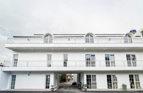 Pasirjambu House | RedDoorz Sinar Mentari Inn Ciwidey Bandung