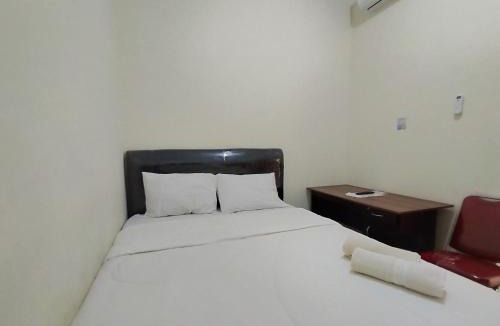 Biringkanya Hotel | RedDoorz Syariah at Danesti Homestay Near Bandara Sultan Hasanuddin