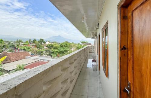 Salatiga Hotel | RedDoorz Syariah Near Rejosari Salatiga