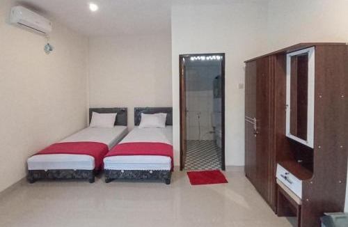 Sentani Hotel | RedDoorz Syariah near Sentani City Square