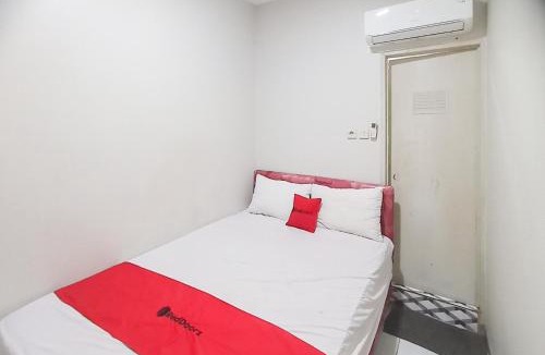 Semarang Hotel | RedDoorz Syariah Near STEKOM Semarang