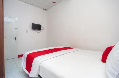 Jambi Hotel | RedDoorz Syariah near Tugu Juang Jambi 3