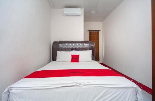 Jambi Hotel | RedDoorz Syariah near Tugu Juang Jambi 3