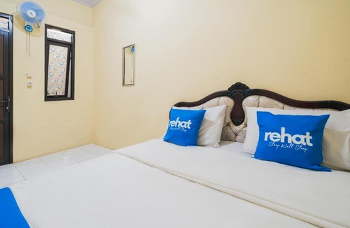 Pameungpeuk Hotel | Rehat at Assalam Guest House Syariah