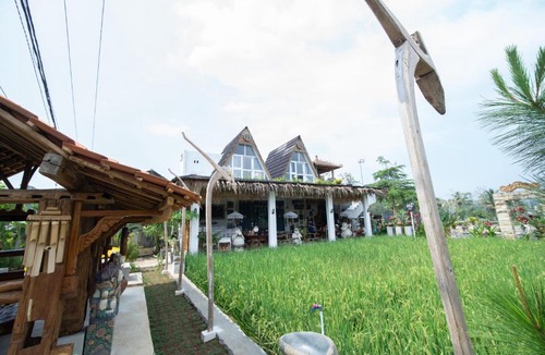 Java Hotel | Rehat at D'Sawah Villas