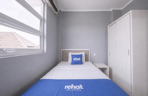 Bandung Hotel | Rehat at The Karins Guest House