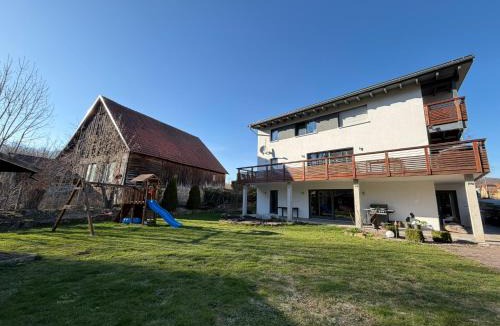 Bischofsheim an der Rhon Apartment | Rhönzeit, Wellnes, Hot Tub, Erholung in der Rhön