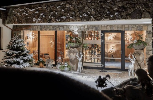 Mittersill Hotel | Romantic Suite Prize of Honor - VWP up to 3 nights - Gut Sonnberghof Naturhotel
