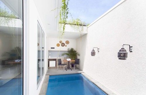 Kuta Selatan Villa | Romantic Villa Situated in A Beachfront Resort, Tanjung Benoa, Nusa Dua
