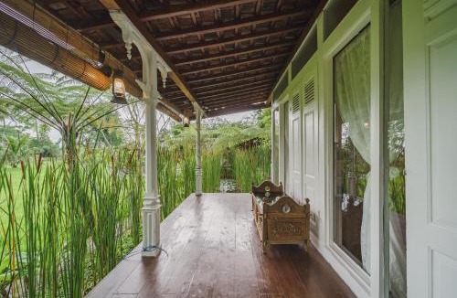 Cangkringan Hotel | Rumah Jembarati