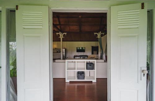 Cangkringan Hotel | Rumah Jembarati