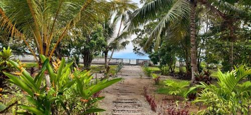 Kau House | Rumah Pantai Patang