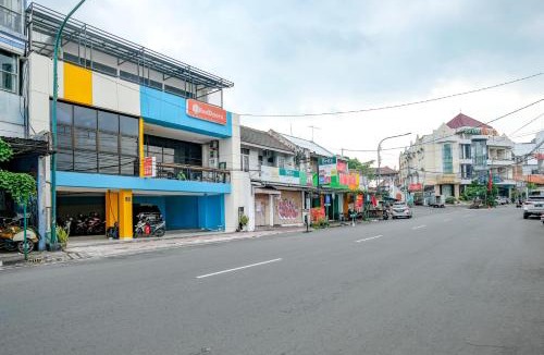 Central Yogyakarta House | Sans Hotel Mataram Malioboro
