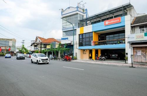 Central Yogyakarta House | Sans Hotel Mataram Malioboro