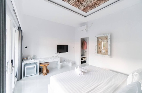 Gili Trawangan Resort | sea shell resort