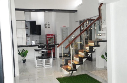 Tegal House | Sekuto Inn
