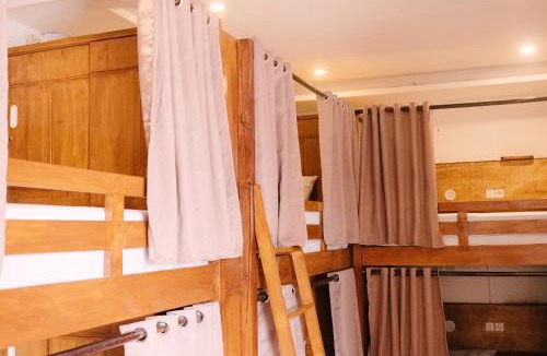 Gerupuk Hostel | Semeton Hostel