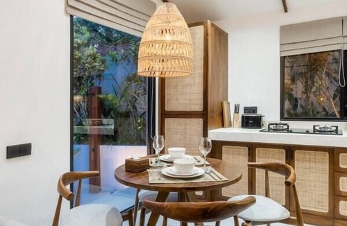 Penestanan Villa | Serene 2BR Ubud Villa - Poolside Garden and Gazebo