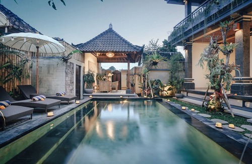 Melayang Hotel | Sitala Suite