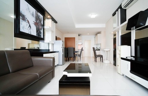 Surabaya Apartment | Spacious 3Br Apartment Connected To Cito Mall At Aryaduta Residence Surabaya