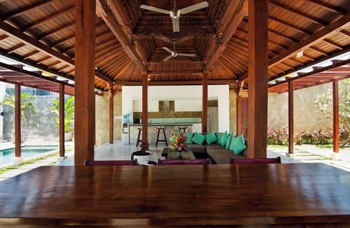 North Legian Villa | Spacious 4BR Garden Villa | Walk To Legian Beach