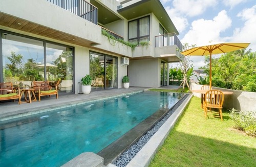 Pejeng Villa | Spacious, 5BRvilla with a Rice Field View in Ubud