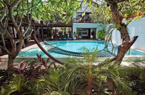 Sanur Kauh Villa | Spacious 6-bedroom villa near Mertasari Beach
