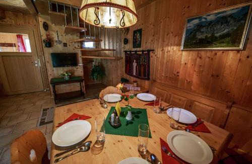 Sankt Lorenzen ob Murau House | Spacious Chalet near Ski Area in Sankt Georgen ob Murau