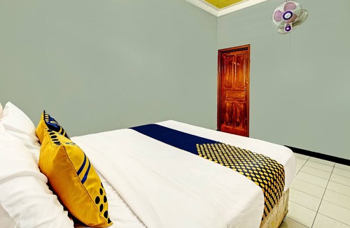 Ambarawa Hotel | SPOT ON 91715 Hotel Citra Dewi 1