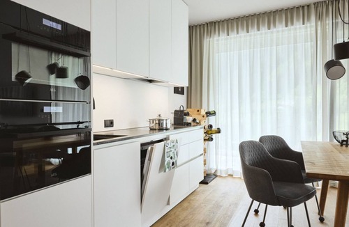 See Apartment | Stillvolle Luxus Wohnung in der Residenz Silvretta by Interhome