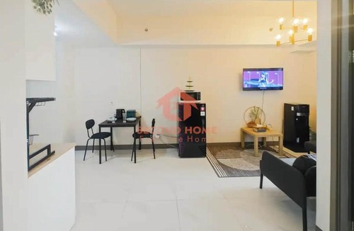 Pekayon Jaya Apartment | Strategic 2BR Pakuwon Apt Bekasi Pool & Gym