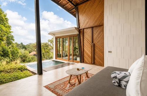 Pererenan Apartment | Stunning 2-BR Penthouse with View, 800m to Beach