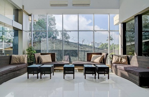 Pekanbaru House | Stylish DBL Suite Escape W/Free WiFi and Parking