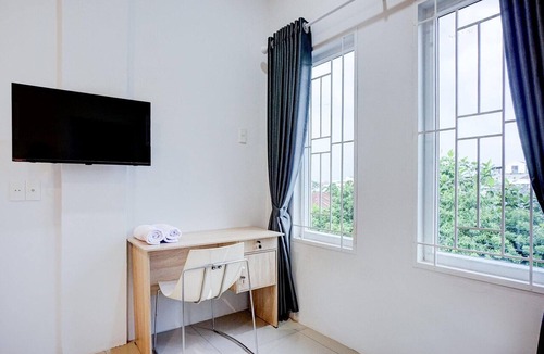 Medan House | Stylish DBL Suite Escape W/Free WiFi and Parking