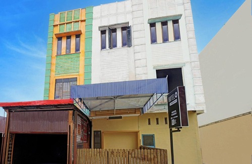 Medan House | Stylish DBL Suite Escape W/Free WiFi and Parking