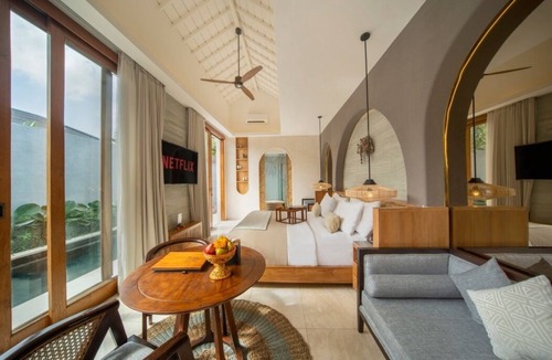Dewi Sri Hotel | Stylish Romantic Villa 1BR in Seminyak