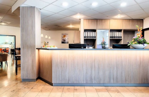 Stuttgart Hotel | Stylish Studio Stay | Pets Welcome | Near Stuttgart City Center - 5.2 miles