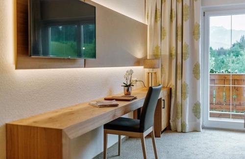 Ramsau am Dachstein Hotel | Styrian Room with Shower and Toilet - Ennstalerhof