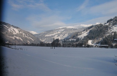 Laimach Apartment | sunny unobstructed location 70m² Apartment very cozy Tyrolean-style