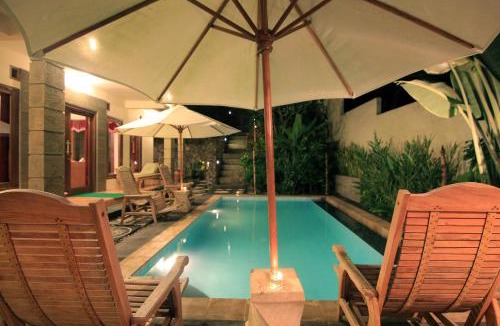 Senggigi Villa | Superb totally private family friendly villa with pool and only 500 metres from beach